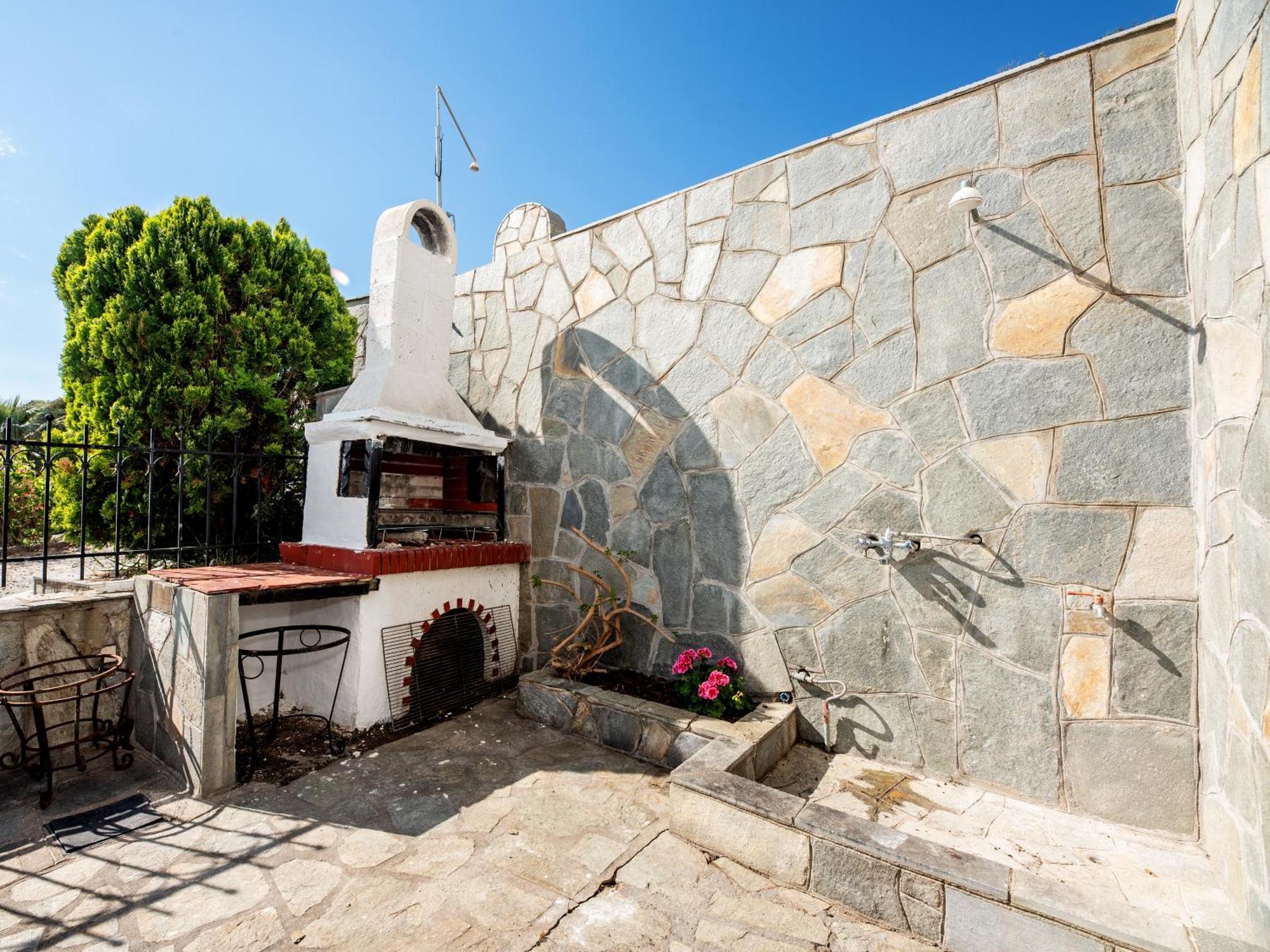 Holiday home Captain's Sea Mola Kalyva
